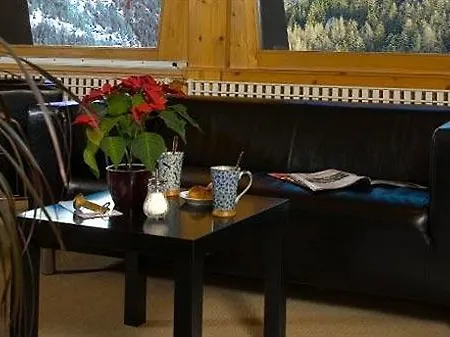 Lodge Alpina - Swiss & Bike Grimentz