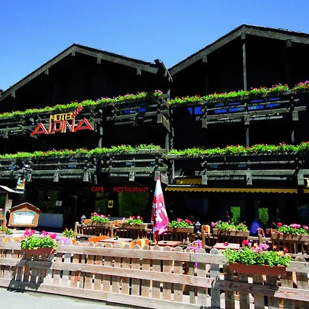 Alpina - Swiss Ski&bike Lodge